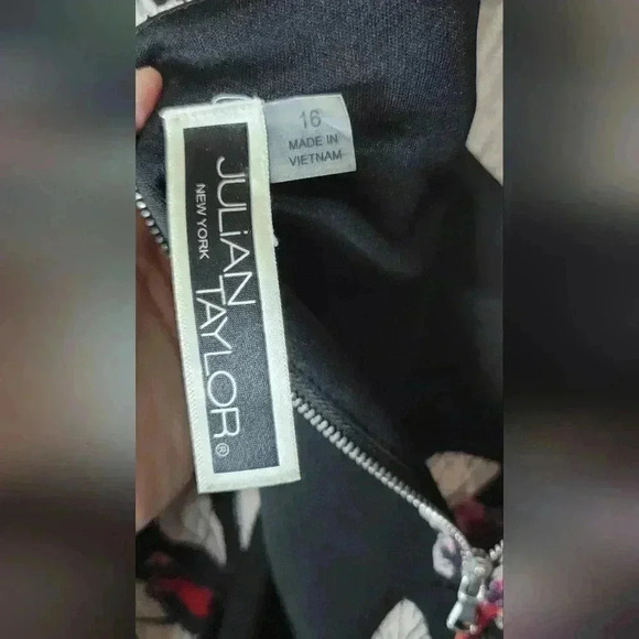 Julian Taylor dress black with floral pattern size 16 - Picture 5 of 6